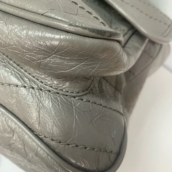 Yves Saint Laurent Niki Gray Quilted Leather Shoulder Bag - Picture 11 of 12